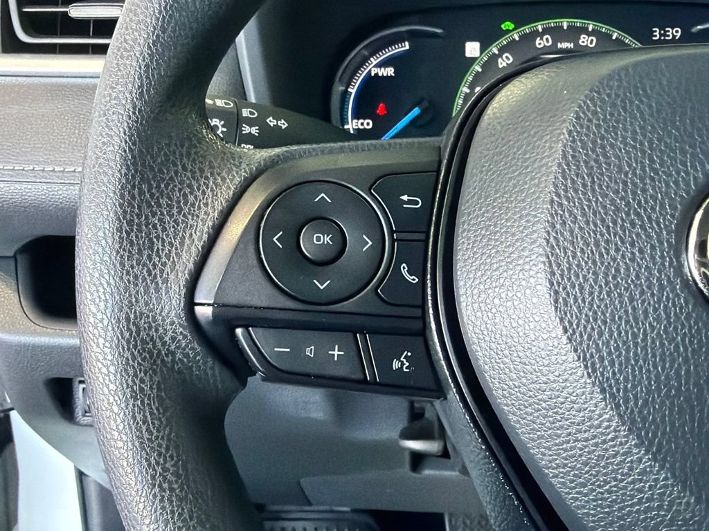 Certified 2025 Toyota RAV4 LE AWD/4WD image 23
