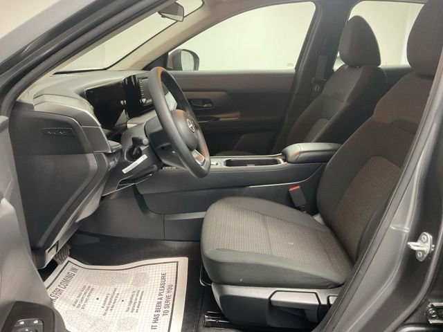 Used 2025 Nissan Kicks S image 14