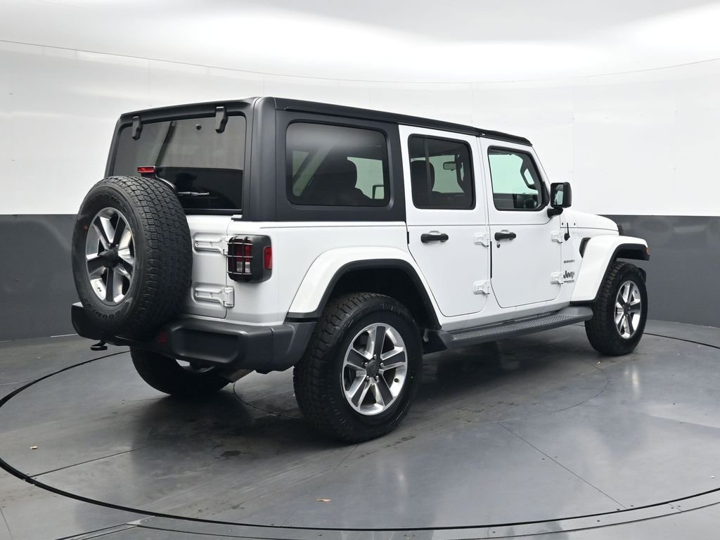 Used 2019 Jeep Wrangler Unlimited Sahara image 4