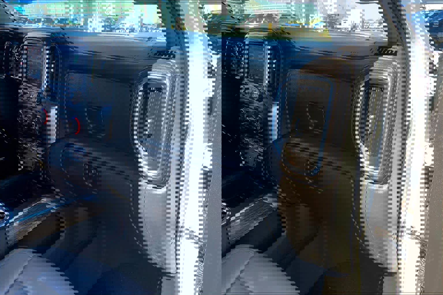 Used 2020 Chevrolet Silverado 1500 RST w/ Texas Edition image 19