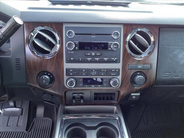 Used 2011 Ford F250 Lariat w/ Lariat Interior Pkg image 19