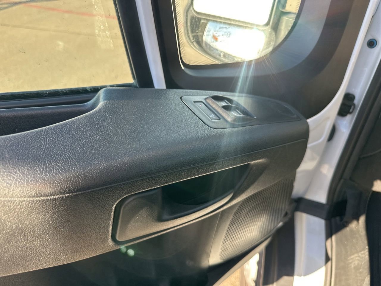 Used 2023 RAM ProMaster 2500 image 13