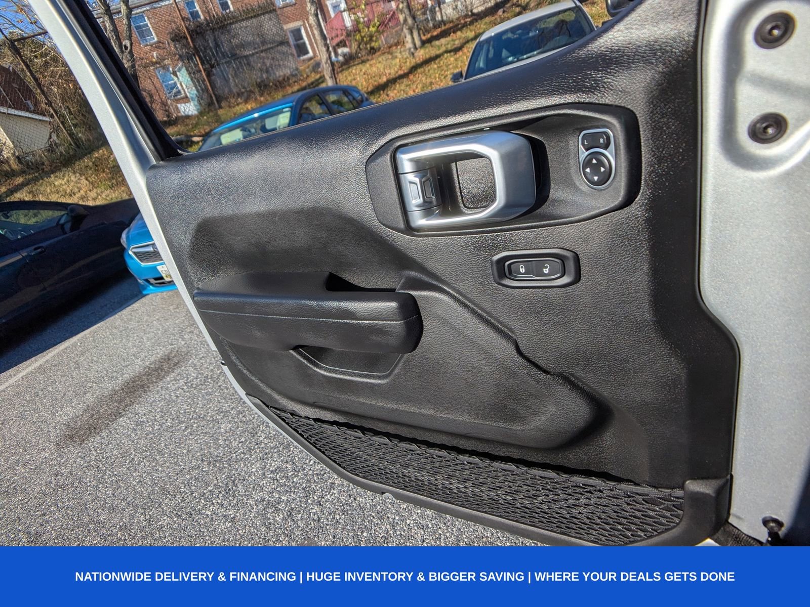 Used 2023 Jeep Gladiator Sport image 26