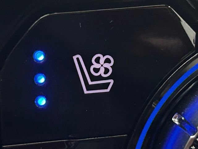 Used 2025 GMC Sierra 2500 SLT w/ SLT Premium Package image 7