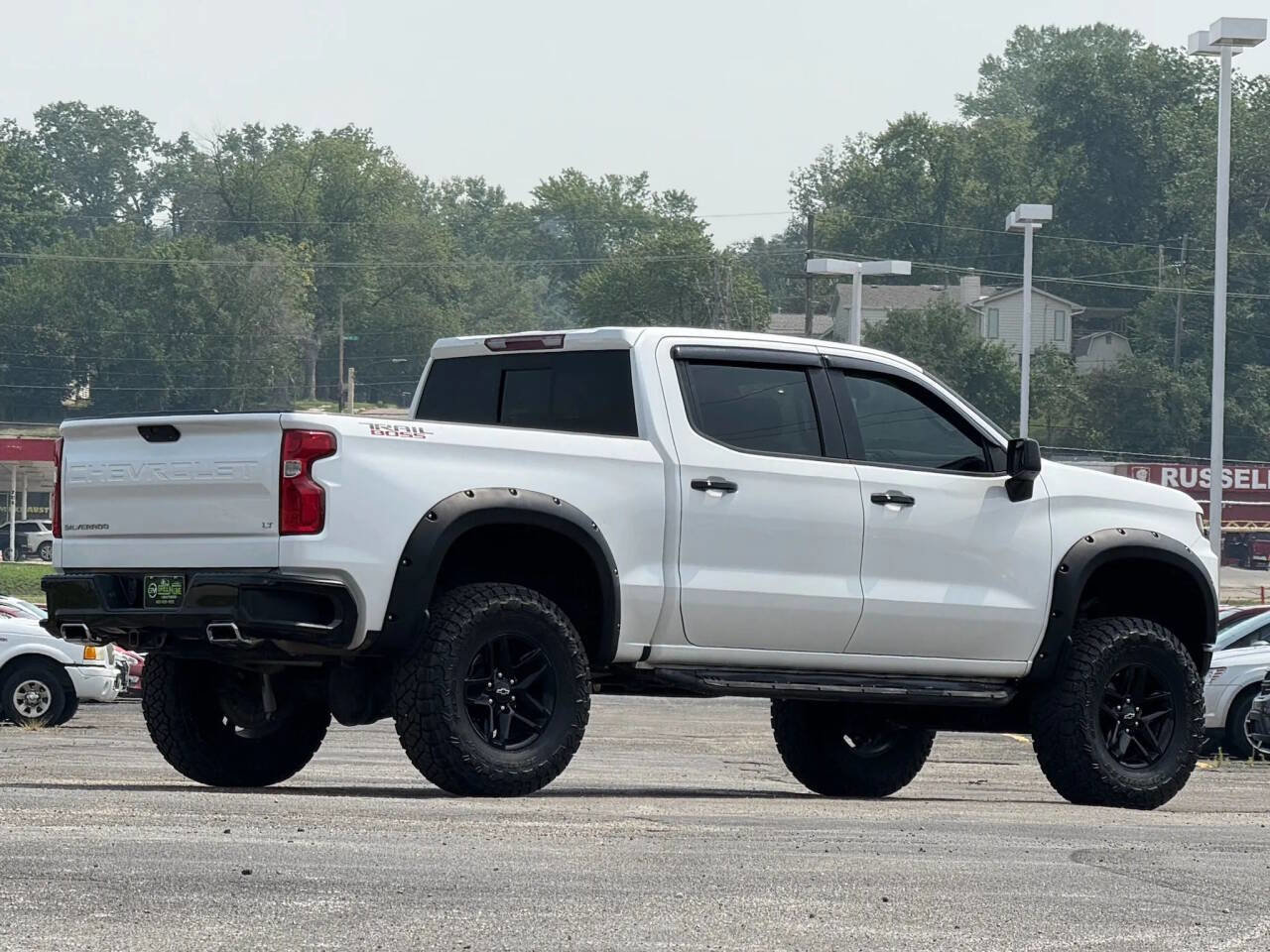 Used 2019 Chevrolet Silverado 1500 LT Trail Boss AWD/4WD image 2