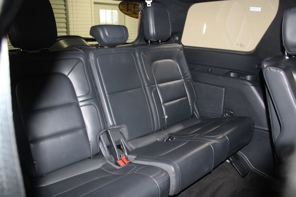 Used 2024 Lincoln Navigator Reserve image 36