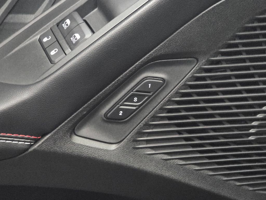 Used 2024 Dodge Charger R/T w/ Plus Group image 16