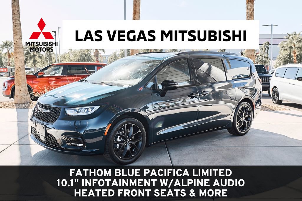 Used 2025 Chrysler Pacifica Limited FWD image 1