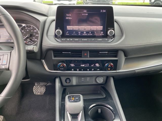 Used 2025 Nissan Rogue SV AWD/4WD image 26
