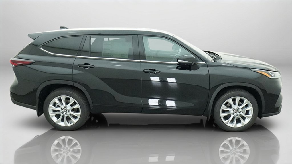 New 2026 Toyota Highlander Limited AWD/4WD image 42