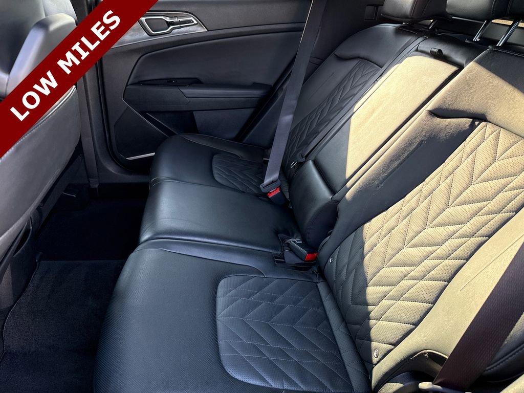 Used 2025 Kia Sportage X-Line w/ Premium Package image 17