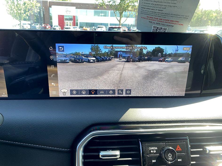 New 2026 Nissan Armada SL w/ Captain's Chari Seat Package image 11