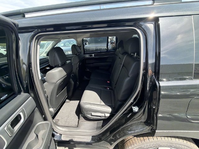 New 2026 Hyundai Santa Fe Limited AWD/4WD image 48