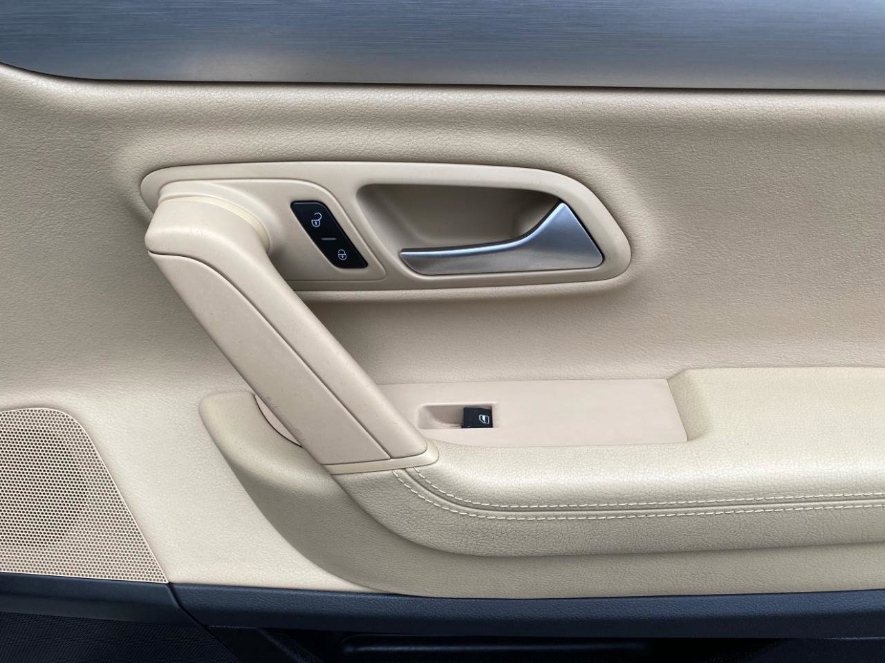 Used 2014 Volkswagen CC Sport image 45