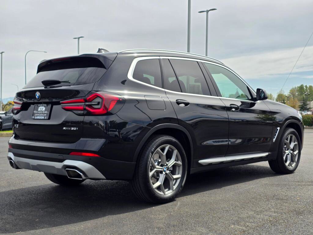 Used 2024 BMW X3 xDrive30i AWD/4WD image 6