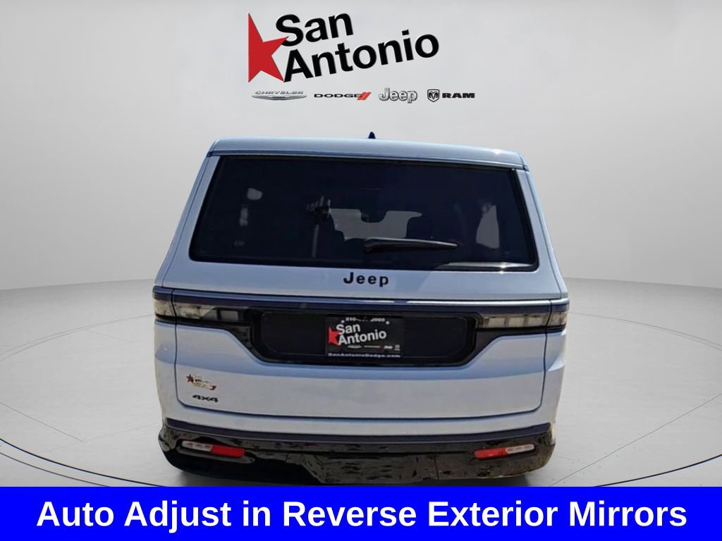 New 2026 Jeep Grand Wagoneer L 4WD w/ Premium Group I image 12