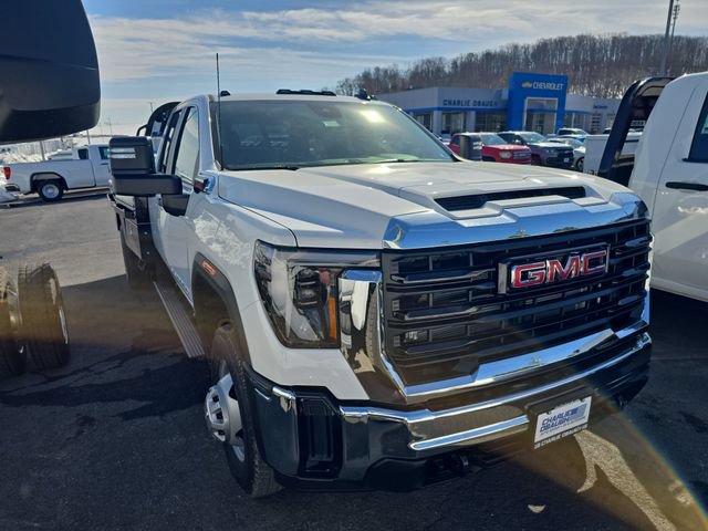 New 2026 GMC Sierra 3500 Pro w/ Convenience Package AWD/4WD image 7