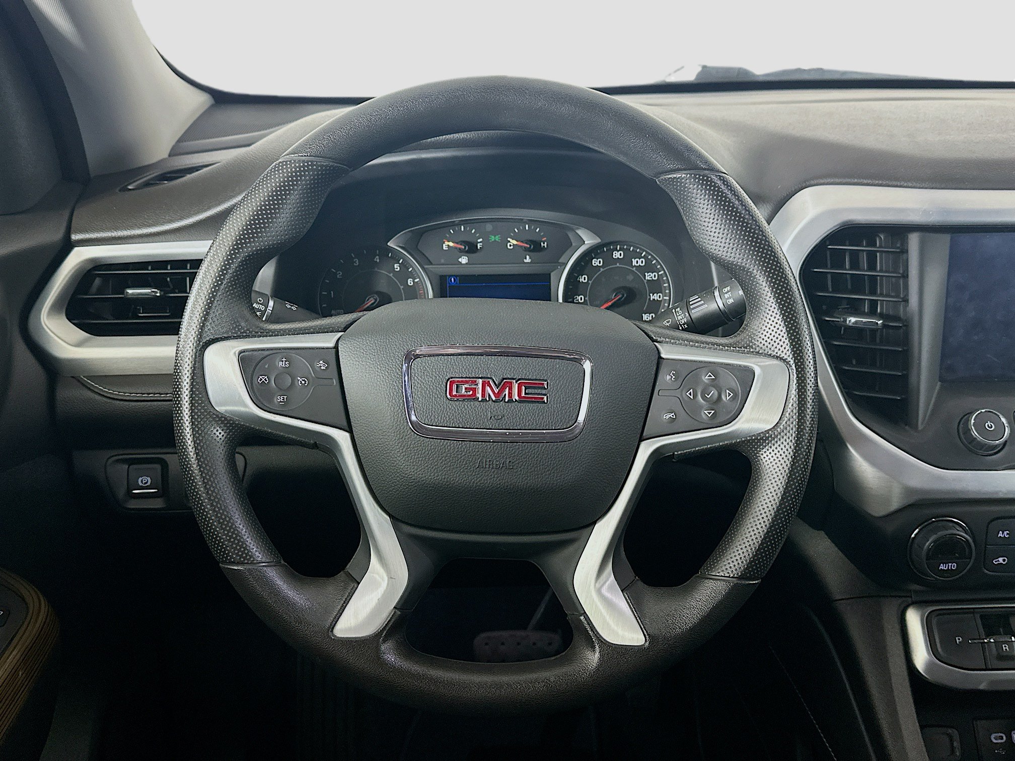 Used 2022 GMC Acadia SLE FWD image 18