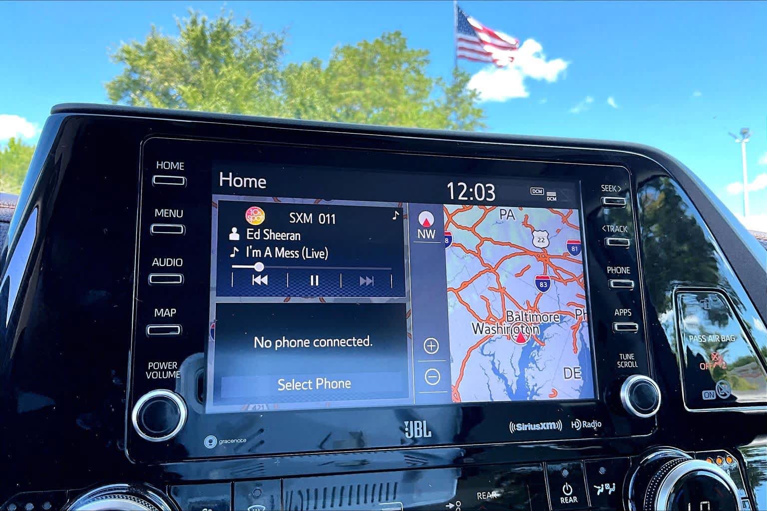 Used 2020 Toyota Highlander Limited FWD image 34