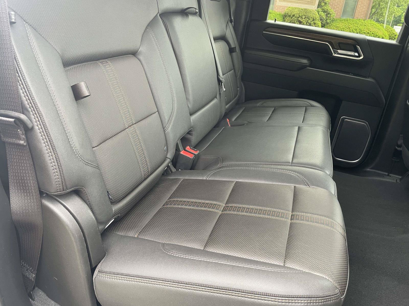 Certified 2024 Chevrolet Silverado 3500 High Country w/ High Country Premium Package AWD/4WD image 21
