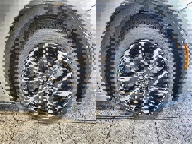 New 2026 Toyota Prius Plug-In Hybrid image 10