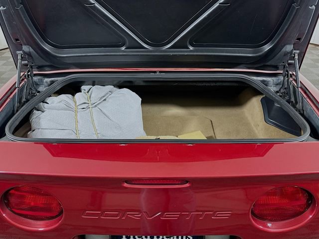 Used 2004 Chevrolet Corvette Convertible w/ Preferred Equipment Group image 21