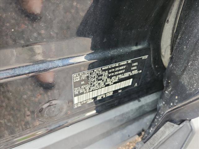 Used 2024 Toyota RAV4 LE AWD/4WD image 18