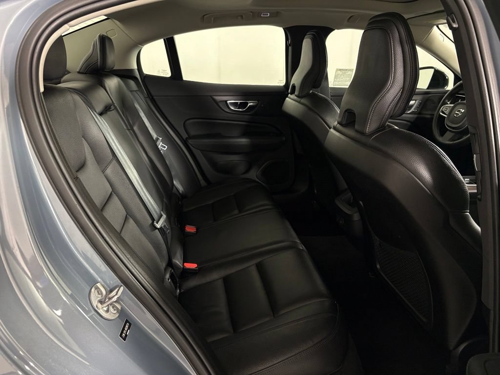 Used 2024 Volvo S60 B5 Plus AWD/4WD image 38