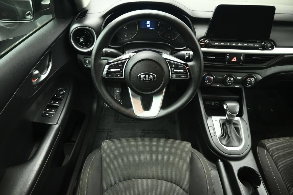 Used 2020 Kia Forte LXS FWD image 33