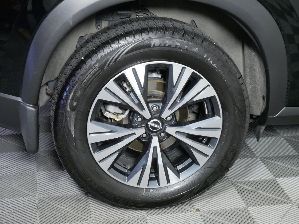 Used 2023 Nissan Rogue SV w/ SV Premium B Package AWD/4WD image 11