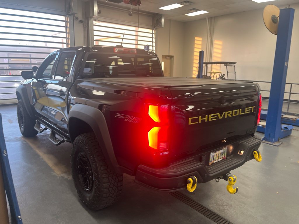 Used 2024 Chevrolet Colorado ZR2 w/ ZR2 Bison Edition AWD/4WD image 8