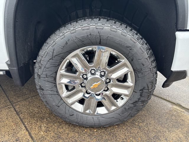 New 2026 Chevrolet Silverado 3500 High Country w/ High Country Premium Package AWD/4WD image 15
