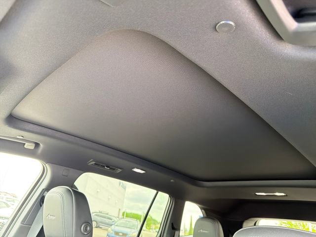 New 2026 Buick Enclave Avenir w/ Super Cruise Package FWD image 15