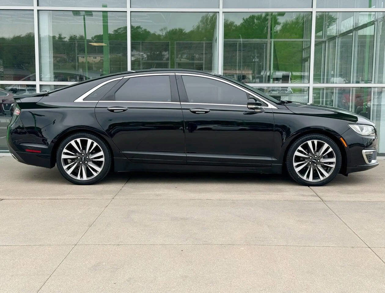 Used 2018 Lincoln MKZ Reserve w/ Climate Package AWD/4WD image 8