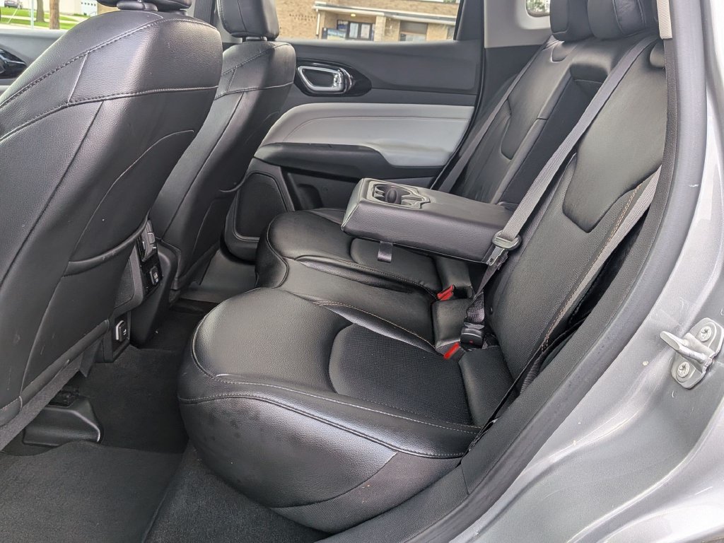 Used 2022 Jeep Compass Limited AWD/4WD image 22