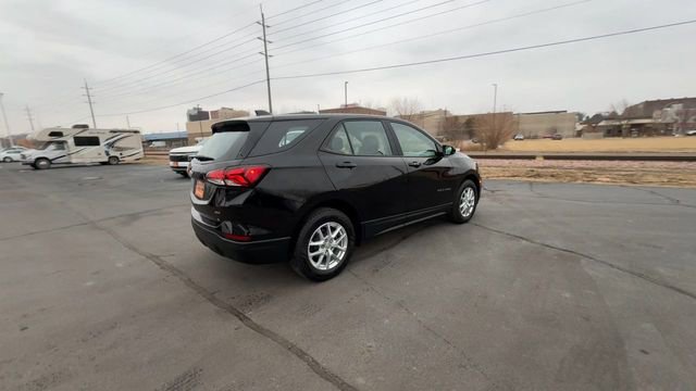 Used 2022 Chevrolet Equinox LS image 8