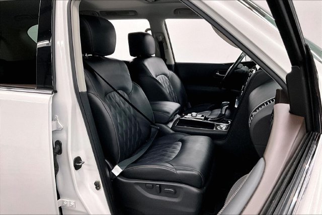 Used 2021 Nissan Armada Platinum w/ Captain's Chairs Package AWD/4WD image 8