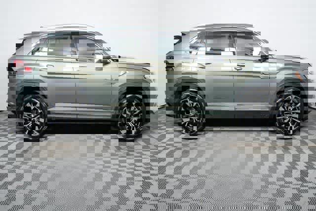 New 2026 Volkswagen Atlas Cross Sport SEL Premium R-Line image 25