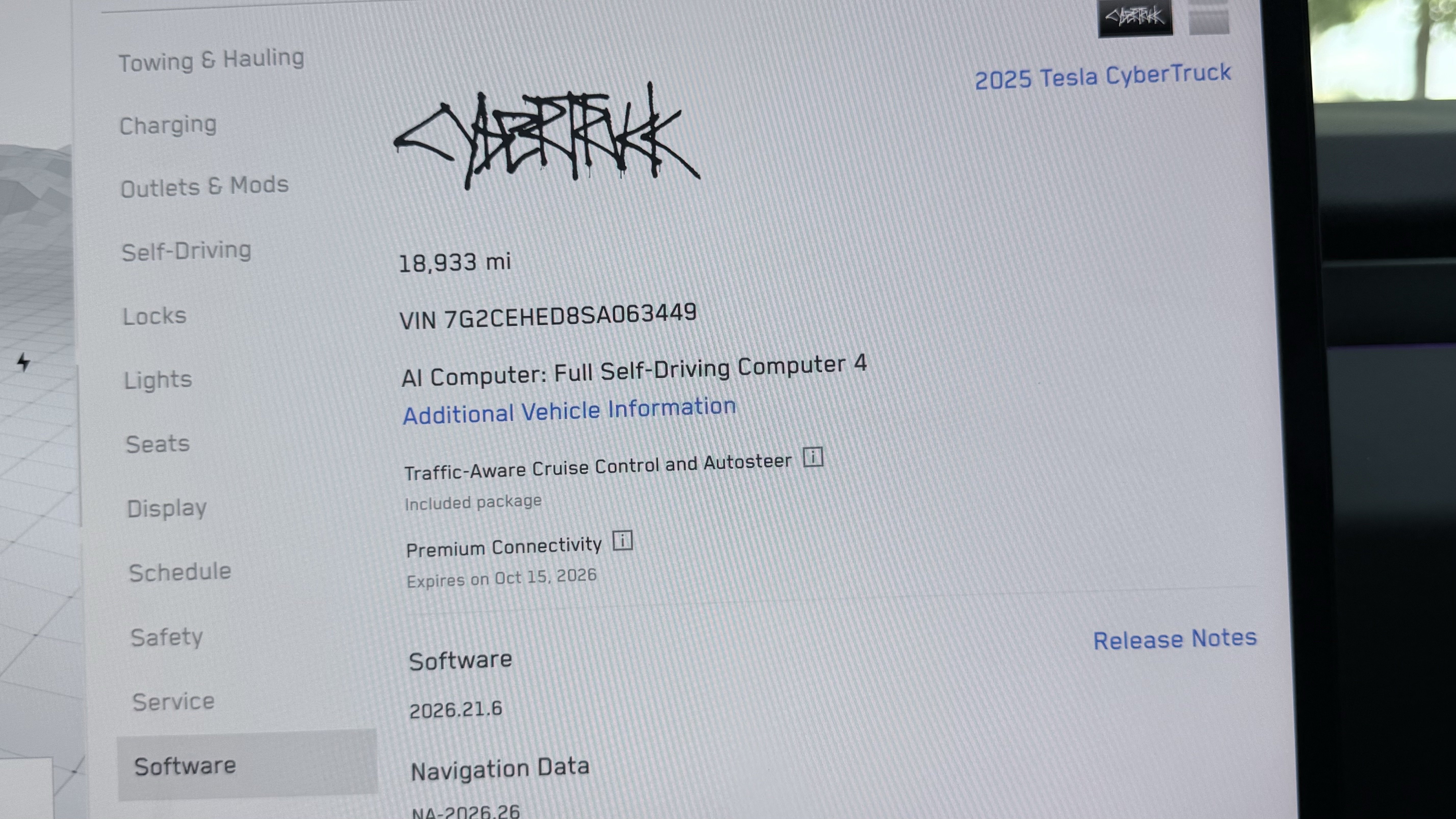 Used 2025 Tesla Cybertruck AWD Crew Cab image 74