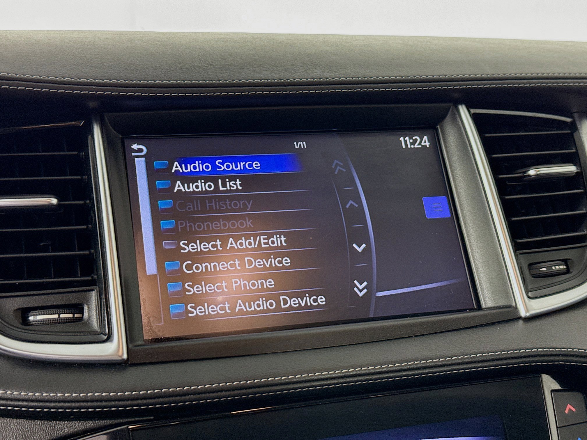 Used 2019 INFINITI QX50 Luxe image 16