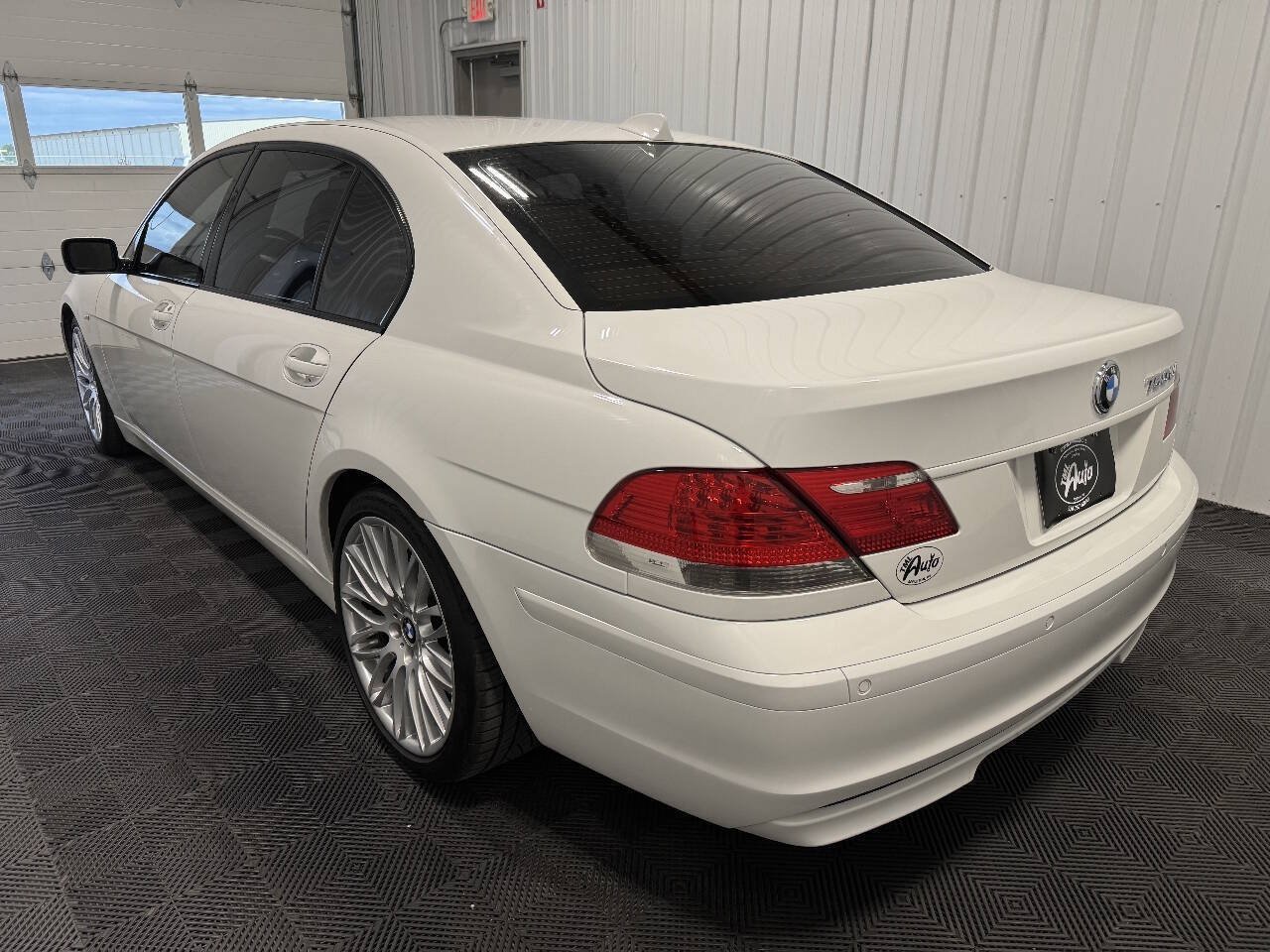 Used 2008 BMW 750Li RWD image 4