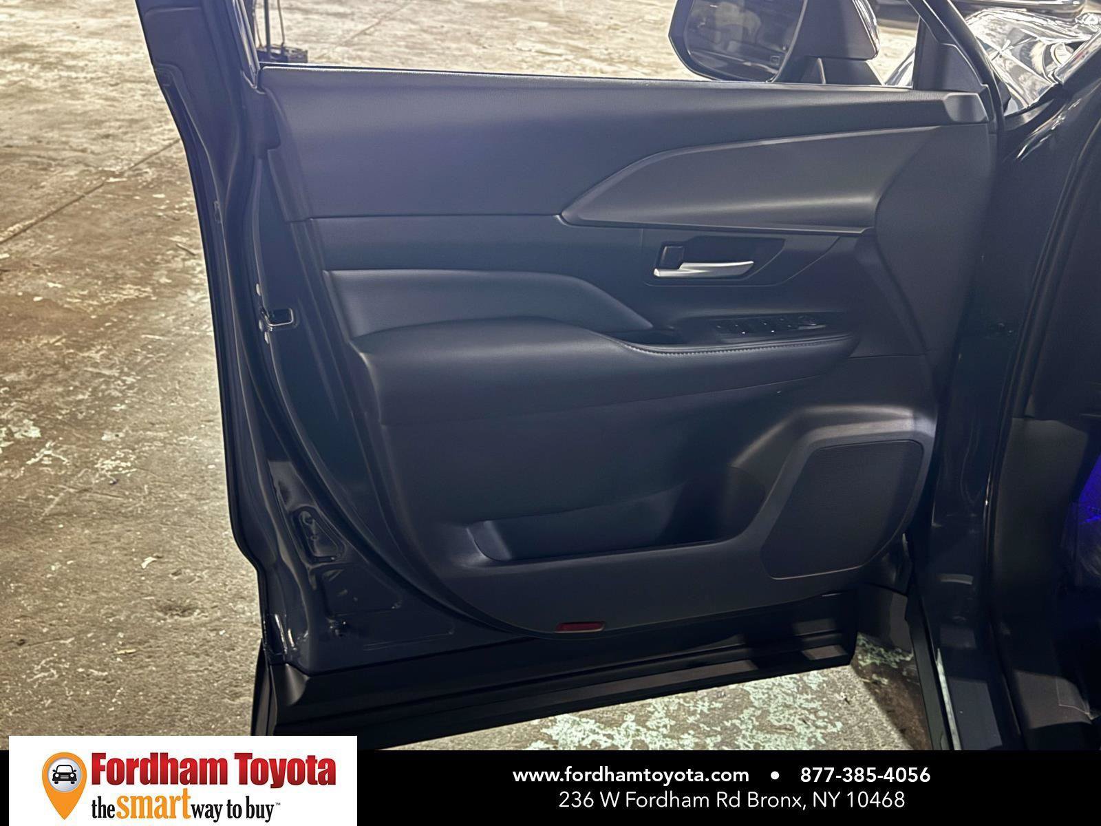 Certified 2026 Toyota Grand Highlander AWD image 15