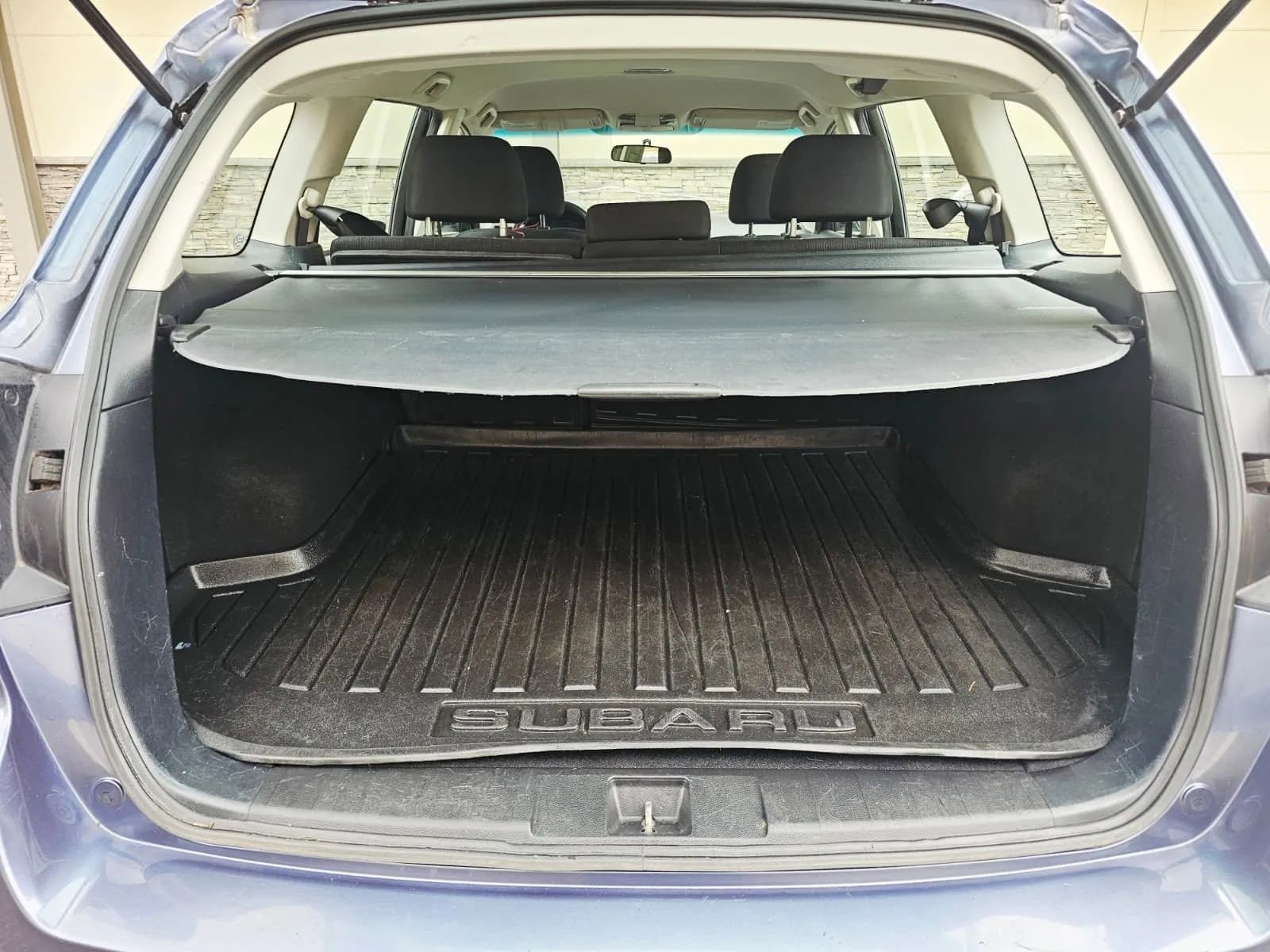 Used 2014 Subaru Outback 2.5i w/ Alloy Wheel Package AWD/4WD image 18