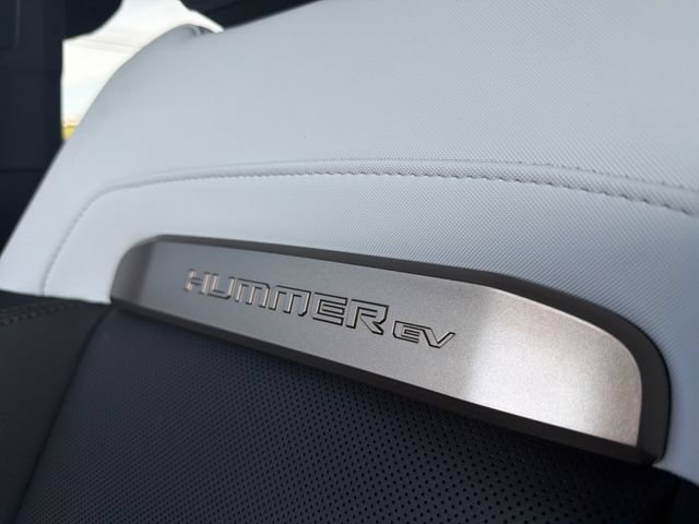 Used 2024 GMC Hummer EV 3X w/ LPO, Sport Package AWD/4WD image 31