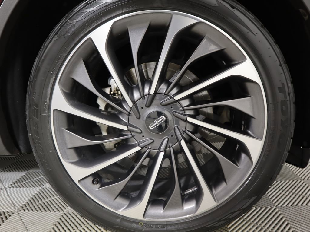 Used 2020 Lincoln Aviator Reserve w/ Equipment Group 202A image 32