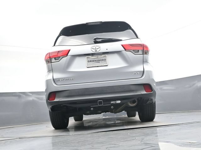 Used 2018 Toyota Highlander XLE FWD image 33