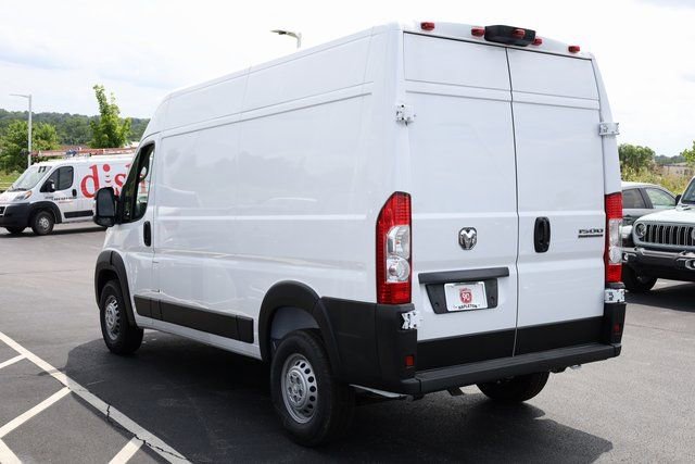 Used 2024 RAM ProMaster 1500 w/ Convenience Group image 4
