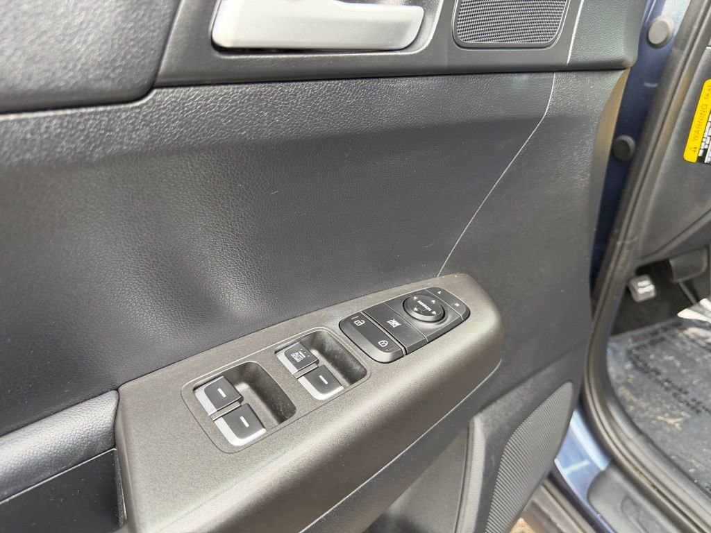 Used 2021 Kia Sportage LX image 17