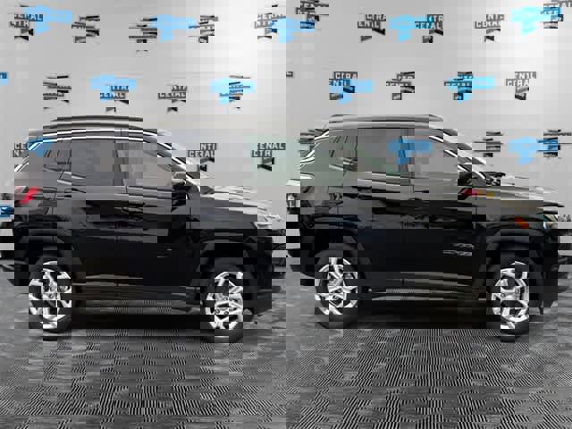 Certified 2024 Jeep Compass Latitude w/ Convenience Group image 6