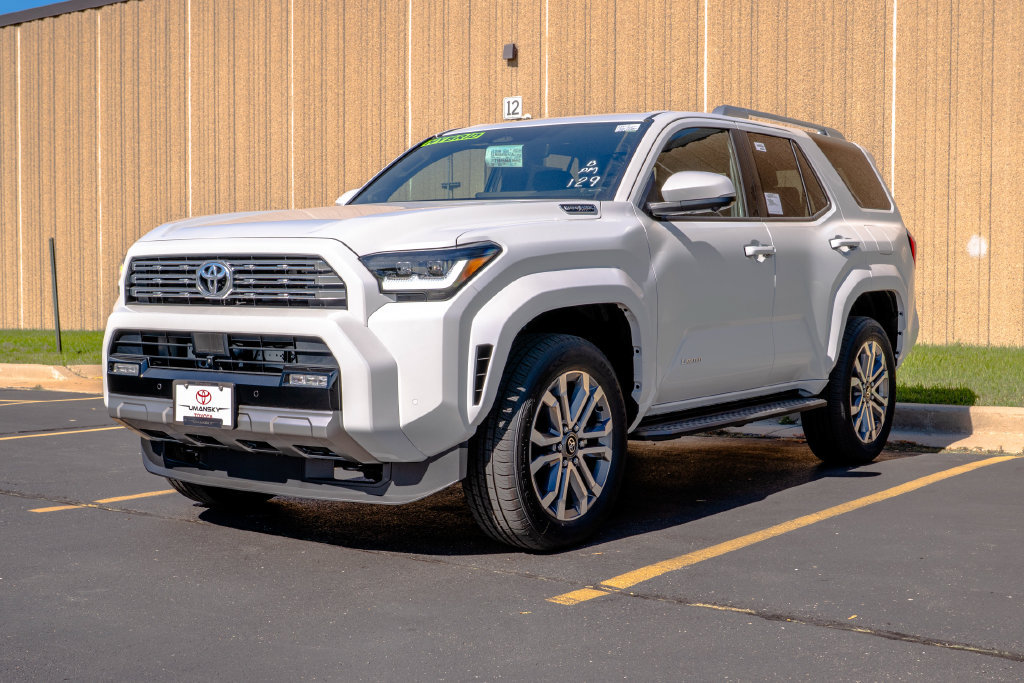 New 2026 Toyota 4Runner Limited AWD/4WD image 4